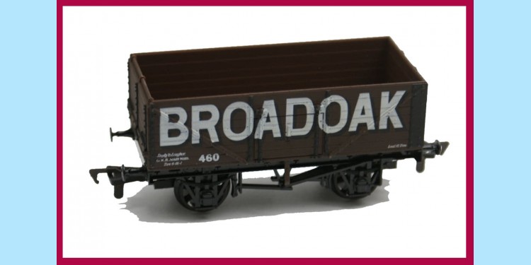 AIRFIX RAILWAYS: 54381-3 7-PLANK WAGON - BROADOAK  - NEW