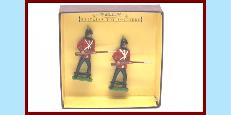BRITAINS: 8815 - SHERWOOD FORESTERS - 2 X AT THE READY - NEW