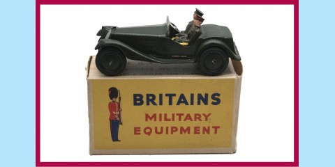 BRITAINS: 1448 - ARMY STAFF CAR - BOXED - NEAR MINT