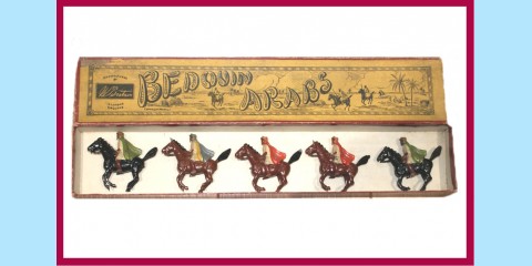 BRITAINS: 164 - MOUNTED BEDOUIN ARABS - WEAPON BEARING - EXCELLENT