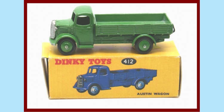 DINKY: 412 -AUSTIN WAGON IN GREEN - FORMALLY 30J - EXCELLENT - BOXED