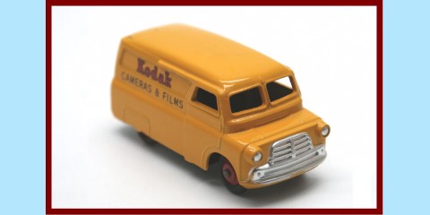 DINKY: 480 - BEDFORD 10 CWT. VAN 'KODAK' - ORIGINAL BOX - NEAR MINT