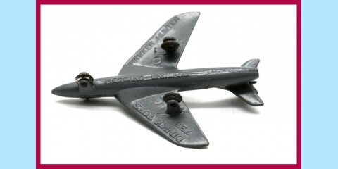 DINKY: 736 - HAWKER HUNTER FIGHTER - NEAR MINT - ORIGINAL BOX