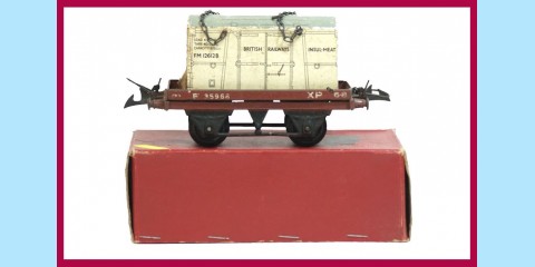 HORNBY TRAINS: R160 NO.50 BR FLAT TRUCK & CONTAINER - ORIGINAL BOX
