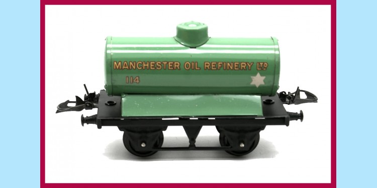 HORNBY TRAINS: 42213 NO.1 TANK WAGON - MANCHESTER OIL -NEAR MINT - ORIGINAL BOX
