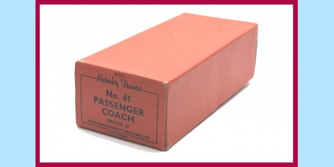HORNBY TRAINS: 42121 NO. 41 PASSENGER COACH  - NEAR MINT - BOXED