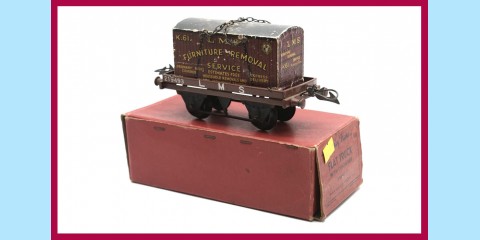 HORNBY TRAINS: 42150 FLAT TRUCK W/CONTAINER - LMS GOOD - BOXED