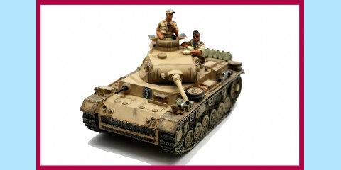 KING AND COUNTRY: AK019 - GERMAN PANZER III TANK AND CREW - NEW