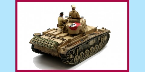 KING AND COUNTRY: AK019 - GERMAN PANZER III TANK AND CREW - NEW