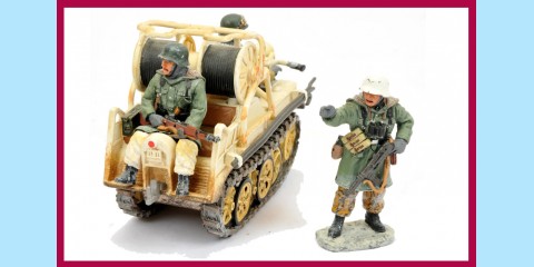KING AND COUNTRY: WSS081 - WWII - KETTENKRAD - HALFTRACK MOTORCYCLE - NEW