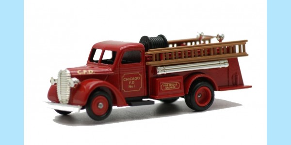 LLEDO: DG079 001 - 1939 FORD FIRE ENGINE - CHICAGO FIRE DEPT. - MINT -  BOXED