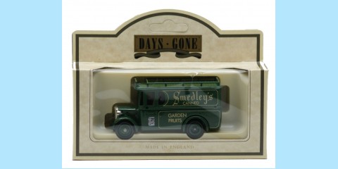 LLEDO: DG034 001 - 1934 DENNIS DELIVERY VAN - SMEDLEYS - MINT -  BOXED