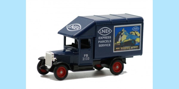 LLEDO: DG052 003 - 1935 MORRIS PARCELS VAN - LNER PARCELS - MINT -  BOXED