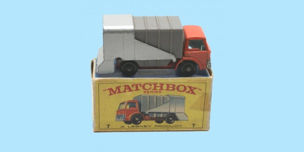 MATCHBOX: 07C REFUSE TRUCK - ORIGINAL BOX - EXCELLENT