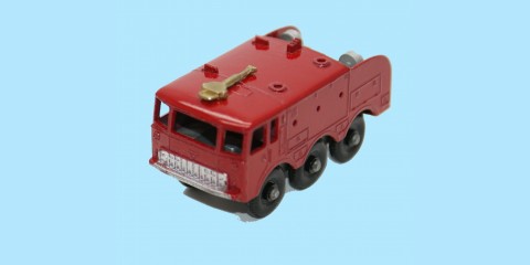 MATCHBOX: 63B ALVIS FOAMITE AIRPORT CRASH TENDER - ORIGINAL BOX - MINT