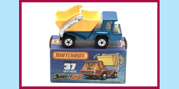 MATCHBOX SUPERFAST: 37C SKIP TRUCK - BLUE/YELLOW - BOX J - MINT - SCARCE