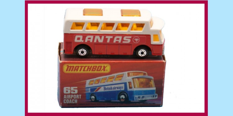 MATCHBOX SUPERFAST: 65B AIRPORT COACH - QANTAS - BOX K - MINT