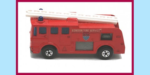 MATCHBOX SUPERFAST: 35A - MERRYWEATHER FIRE ENGINE - MINT - BOX I2