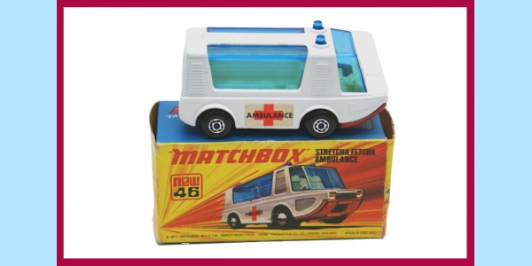 MATCHBOX SUPERFAST: 46B - STRETCHA FETCHA AMBULANCE - MINT - BOX I1
