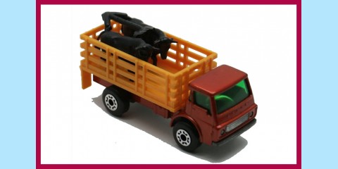 MATCHBOX SUPERFAST: 71C CATTLE TRUCK - BRONZE/GREEN WINDOWS - MINT