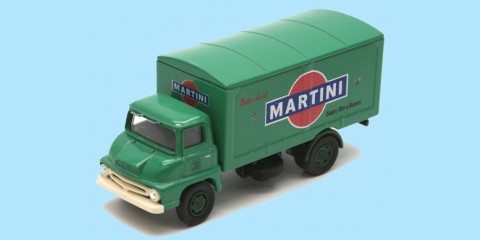 VANGUARDS: VA6000 - FORD THAMES TRADER VAN 'MARTINI'